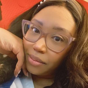 Meet your Posher, Alnisa